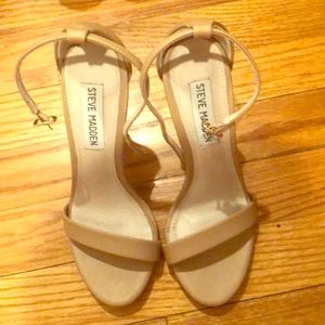 Steve Madden Stecy Natural heels
